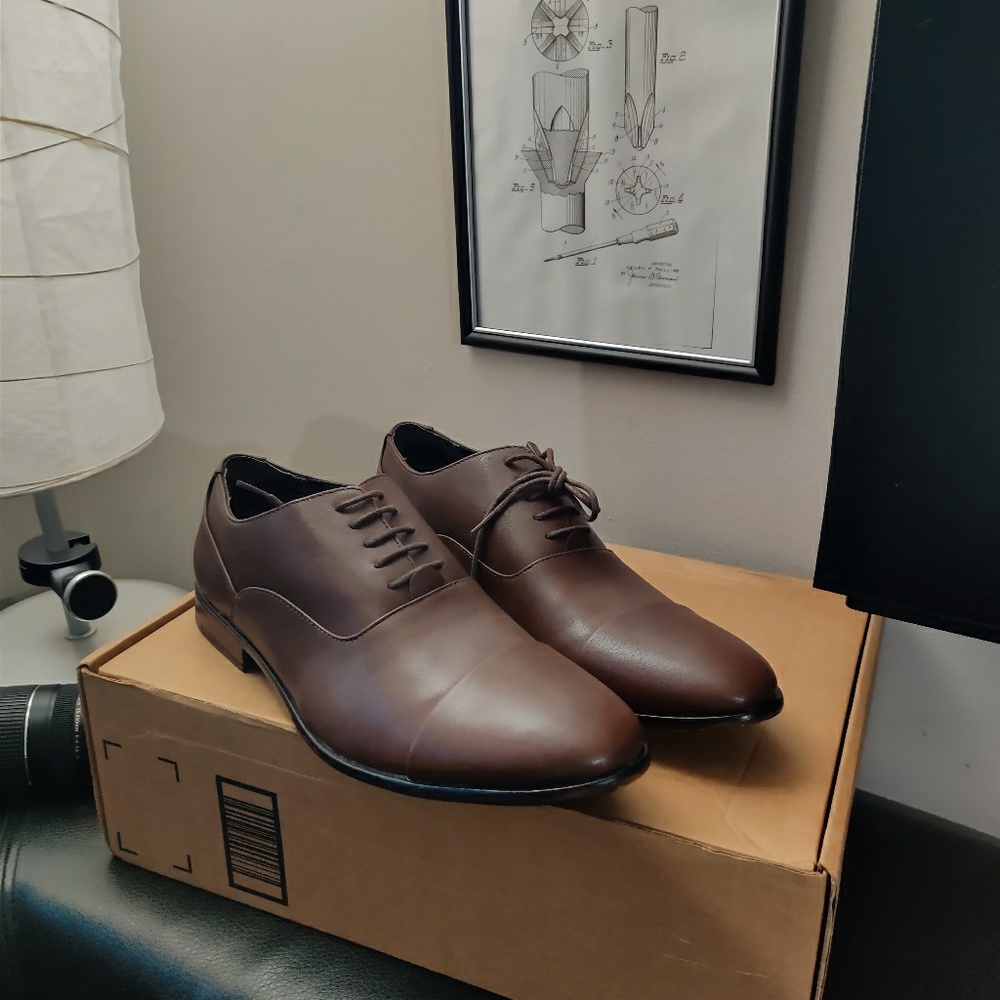 Perry Ellis Men's Toney Oxford Size 11